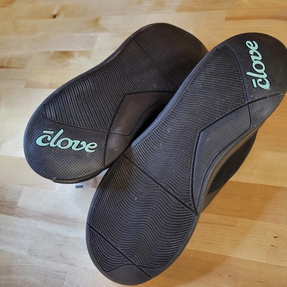 CLOVE Women's all Black Core Collection - Picture 9 of 9